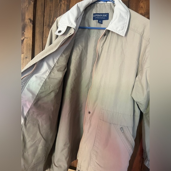 Women’s London Fog Limited Tan Lightweight Rain Jacket Petite Large - Picture 4 of 7
